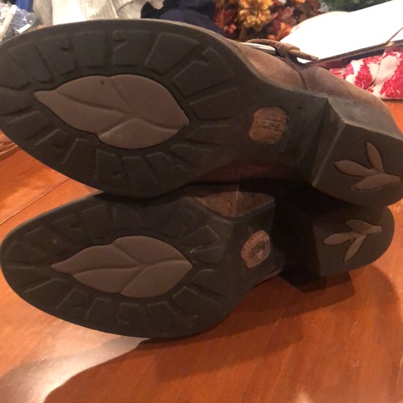Born leather boots-Size 8.5 - Picture 6 of 8